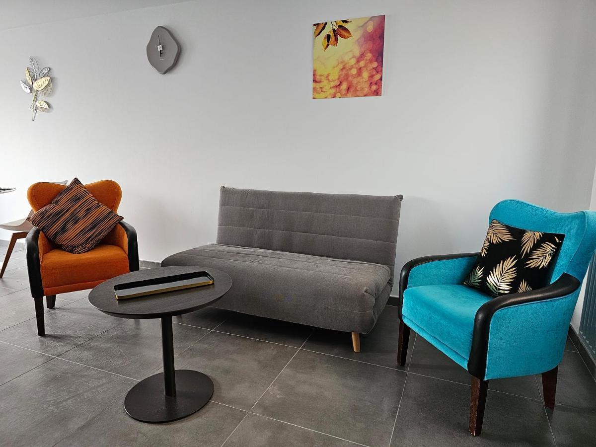 Appart'Hotel Trazegnies Courcelles Bagian luar foto