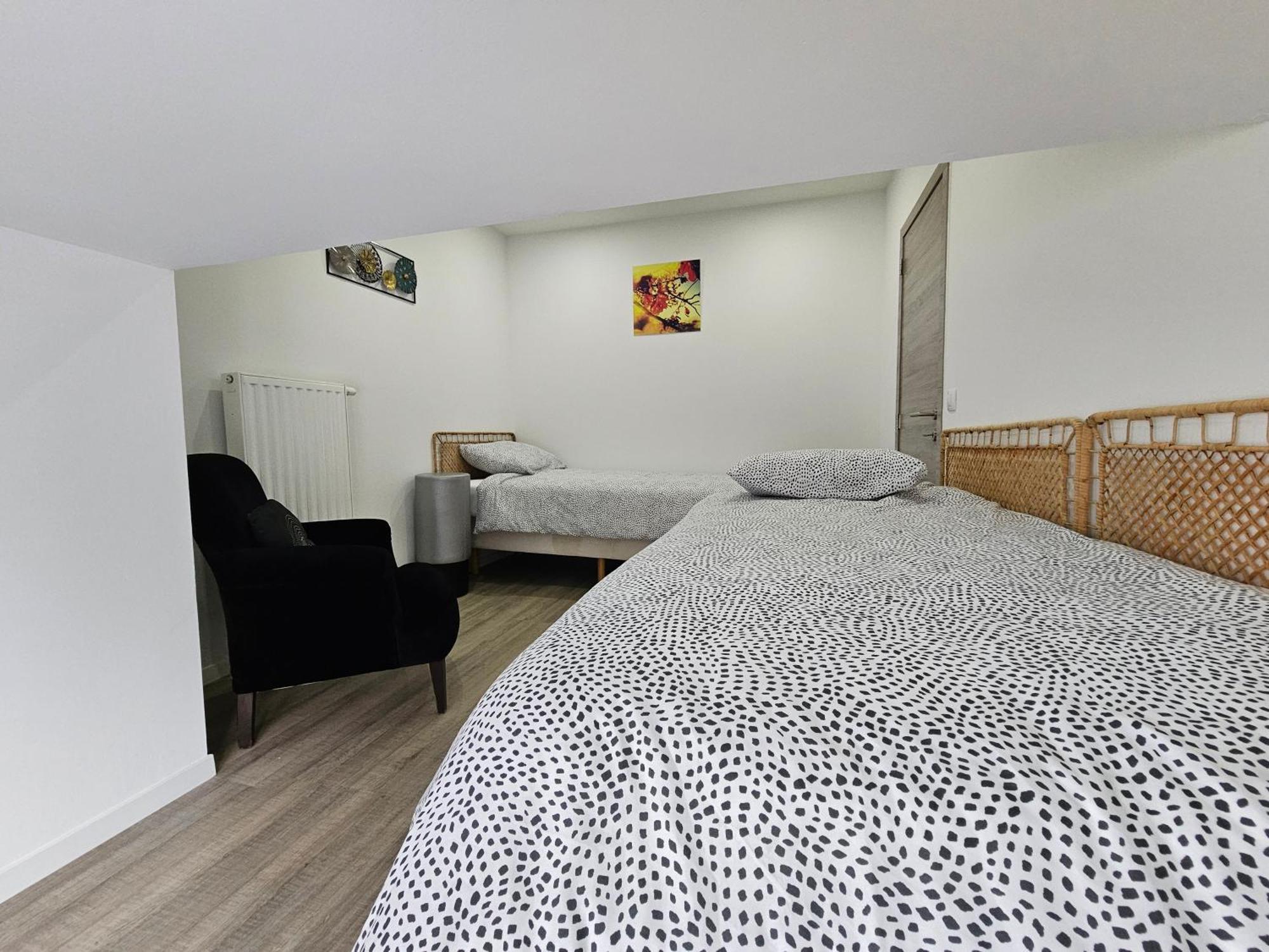 Appart'Hotel Trazegnies Courcelles Bagian luar foto